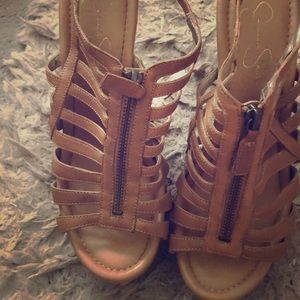 Jessica Simpson sandals size 9